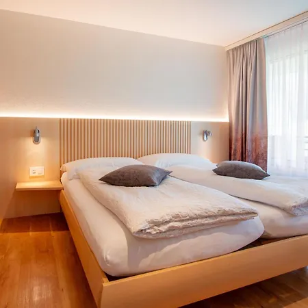 Dolce Appartement-fewo 2-bettwohnung Allalin By Interhome *